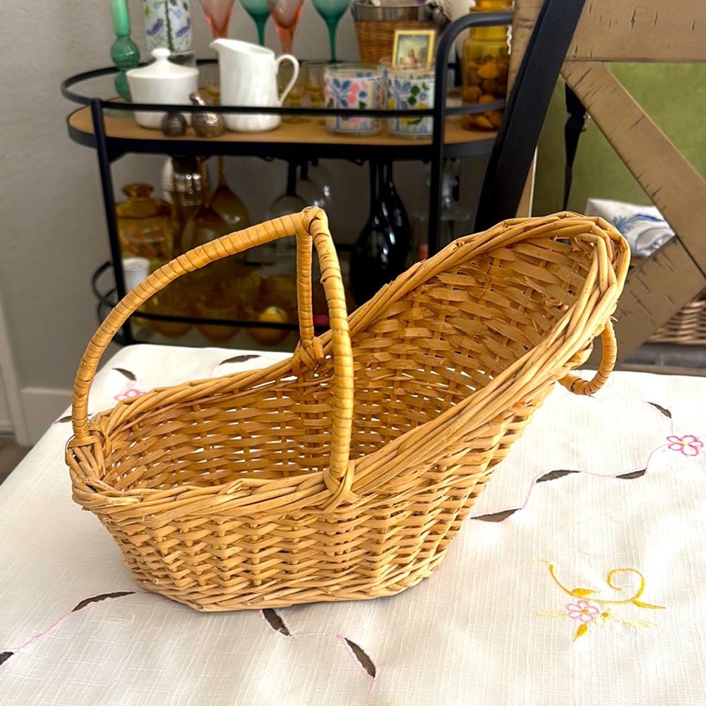 Woven Wine Basket with Handle